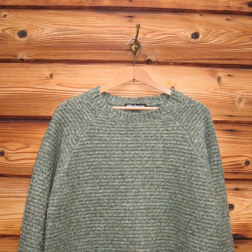 Sherpa Adventure Sweater  - Picture 4 of 9